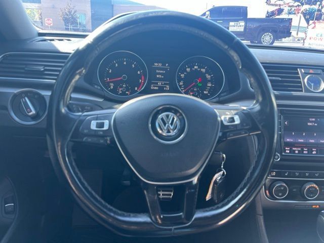 Used 2017 Volkswagen Passat 1.8T R-Line FWD image 35
