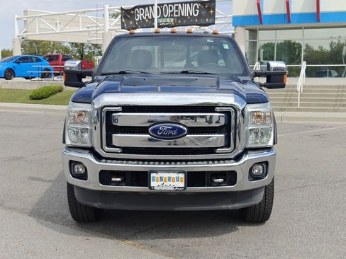 Used 2015 Ford F350 Lariat image 2