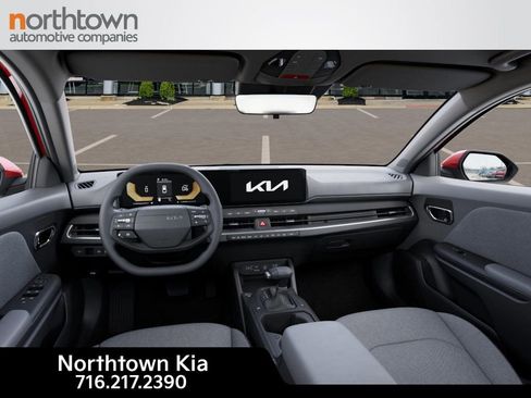 New 2025 Kia K4 LXS image 15