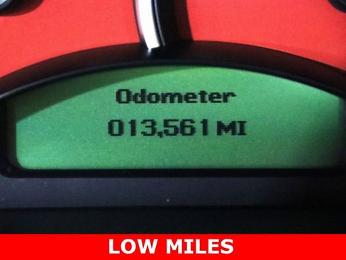 Used 2004 Pontiac GTO image 20