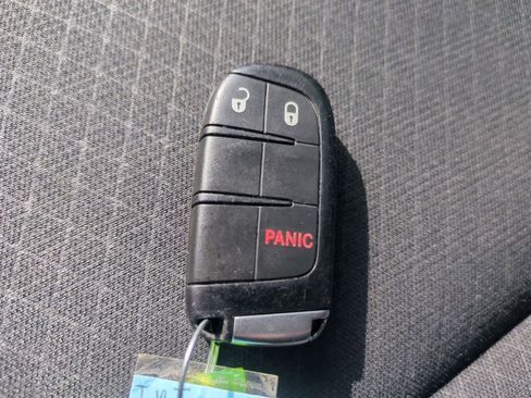 Certified 2020 Jeep Grand Cherokee Laredo image 34