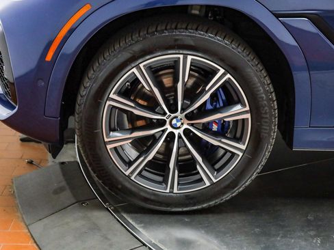 Certified 2022 BMW X6 xDrive40i w/ M Sport Package image 12
