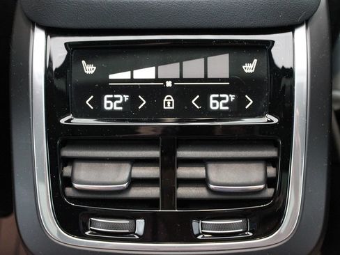 Used 2024 Volvo XC90 B6 Ultimate w/ Lounge Package AWD/4WD image 51