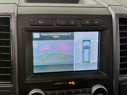 Used 2019 Ford Expedition Max Platinum image 19