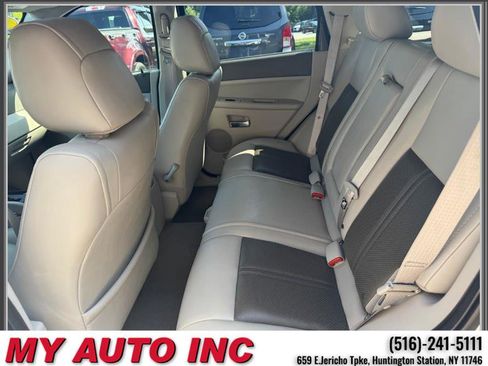 Used 2005 Jeep Grand Cherokee Limited image 33