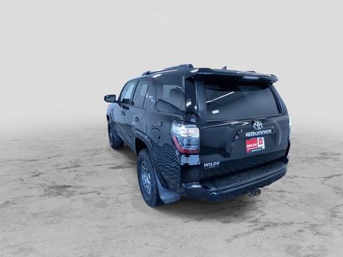 Used 2017 Toyota 4Runner TRD Off-Road Premium image 9