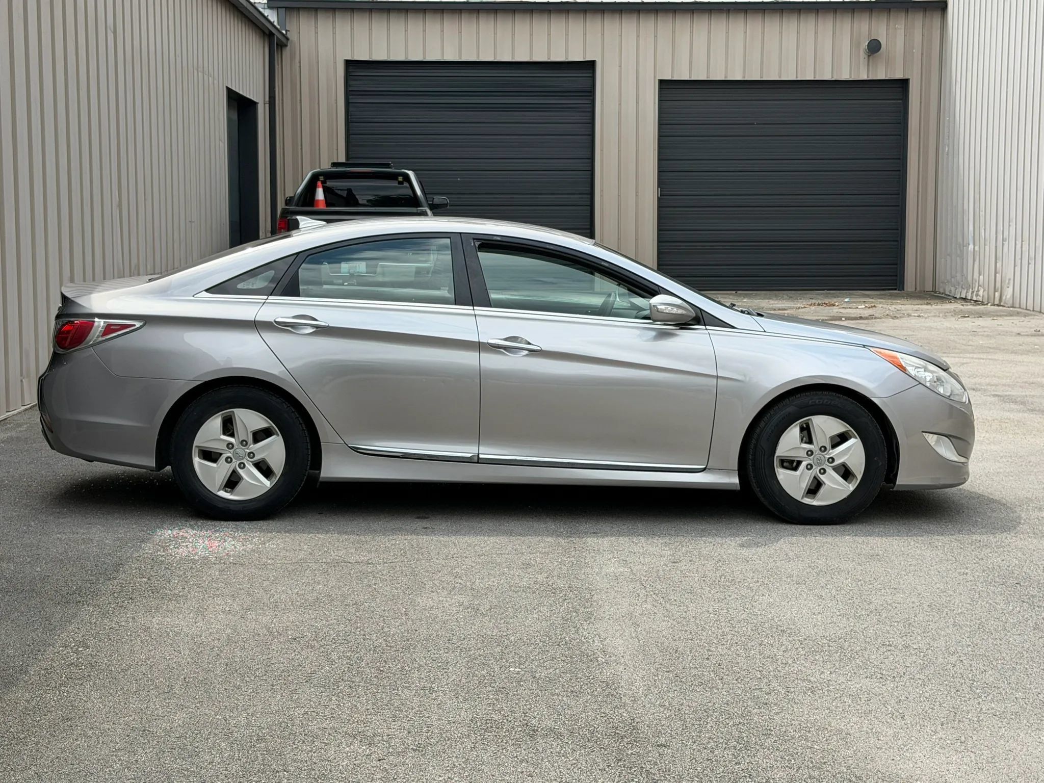 Used 2012 Hyundai Sonata Hybrid FWD image 8