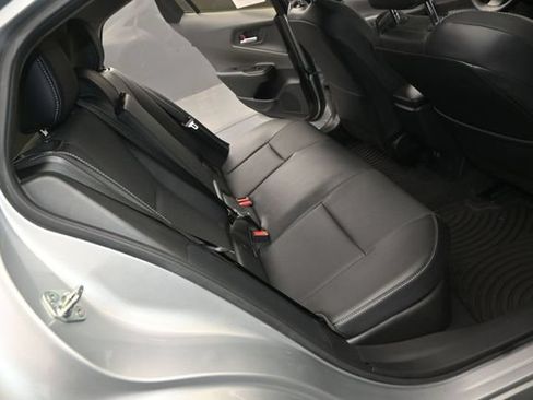 Used 2023 Toyota Prius XLE FWD image 15