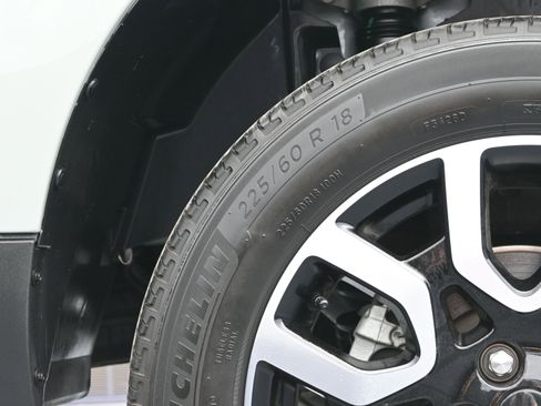 Used 2024 Ford Maverick Lariat image 40