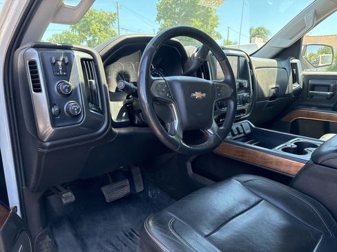 Used 2017 Chevrolet Silverado 1500 LTZ w/ LTZ Plus Package AWD/4WD image 5