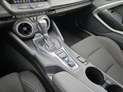 Used 2022 Chevrolet Camaro SS RWD image 25