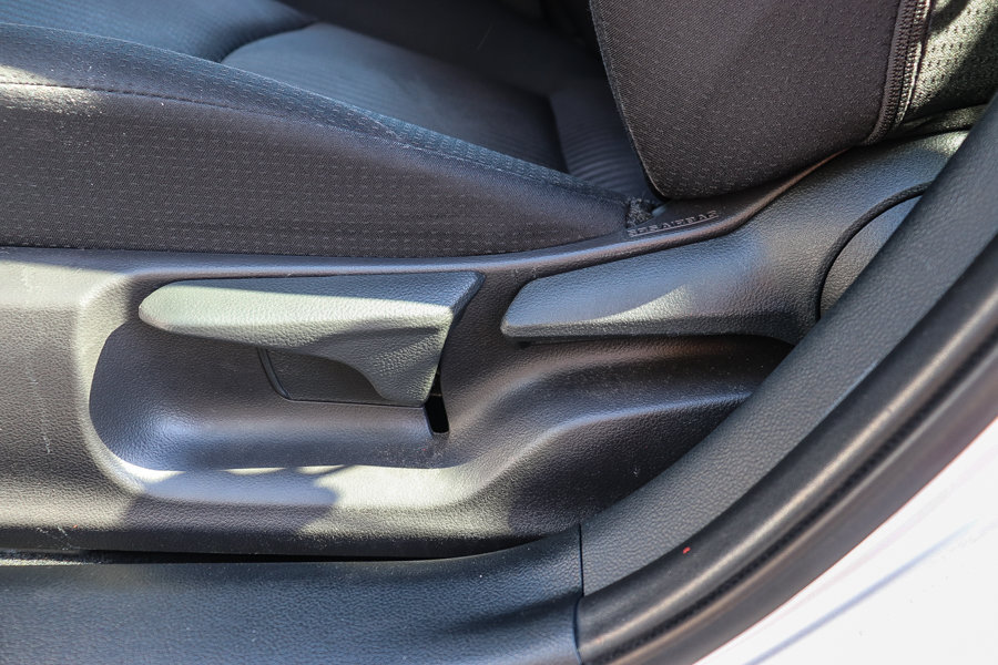 Certified 2022 Toyota Prius Prime LE FWD image 21