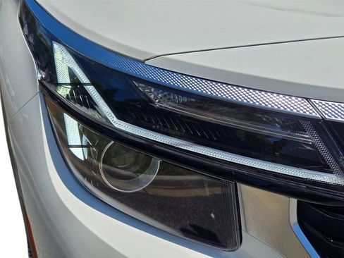 New 2026 Kia Seltos S FWD image 4