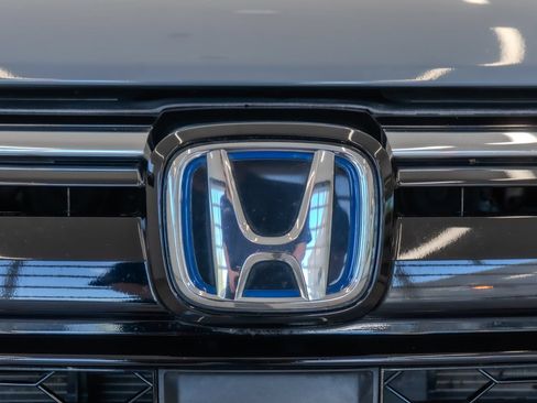 Used 2021 Honda CR-V Touring image 5
