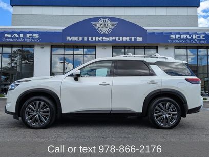 Used 2022 Nissan Pathfinder SL w/ SL Premium Package