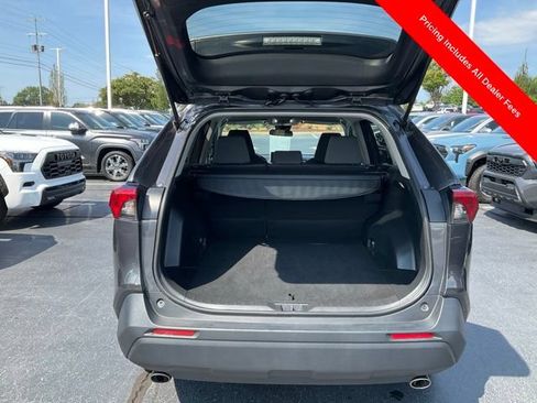Used 2025 Toyota RAV4 XLE FWD image 27