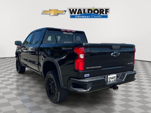 Used 2024 Chevrolet Silverado 1500 ZR2 w/ Technology Package AWD/4WD image 4