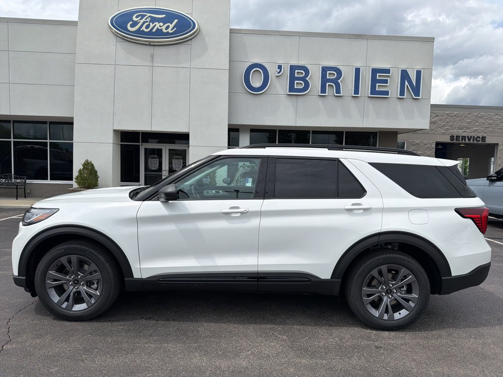 New 2026 Ford Explorer Active w/ Active Comfort Package AWD/4WD image 2
