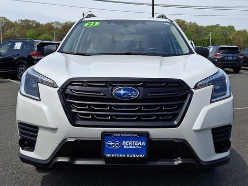 Used 2023 Subaru Forester AWD/4WD image 3