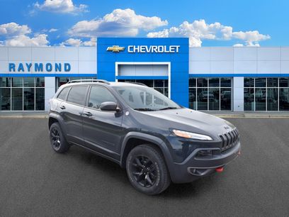 Used 2016 Jeep Cherokee Trailhawk w/ Comfort/Convenience Group