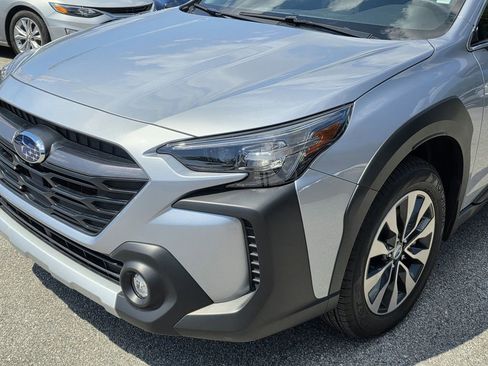 Certified 2025 Subaru Outback Touring w/ Popular Package #2 AWD/4WD image 6