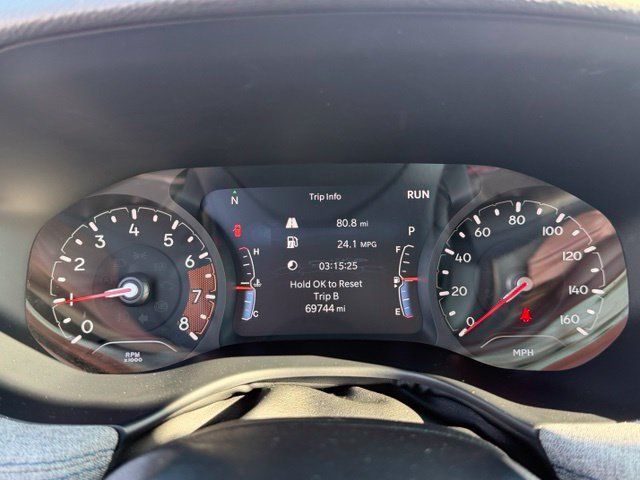 Used 2024 Jeep Compass Latitude AWD/4WD image 15