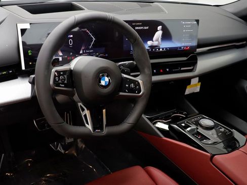 New 2026 BMW 530i xDrive w/ M Sport Package AWD/4WD image 6