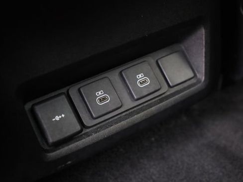 Used 2023 Land Rover Discovery S R-Dynamic image 26