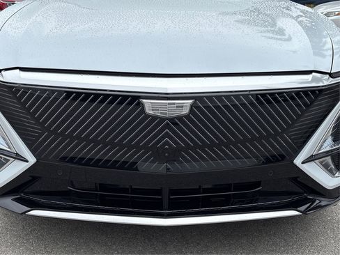 New 2026 Cadillac Lyriq Luxury RWD image 12