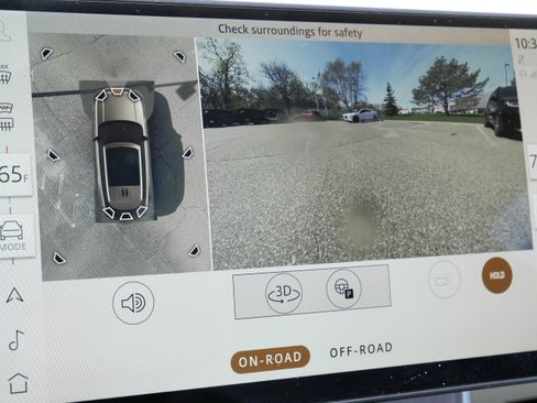 Certified 2025 Land Rover Range Rover Autobiography AWD/4WD image 30