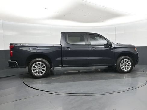 Used 2024 Chevrolet Silverado 1500 RST AWD/4WD image 2