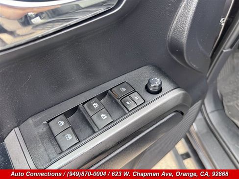 Used 2021 Toyota Tacoma TRD Off-Road w/ Technology Package image 22