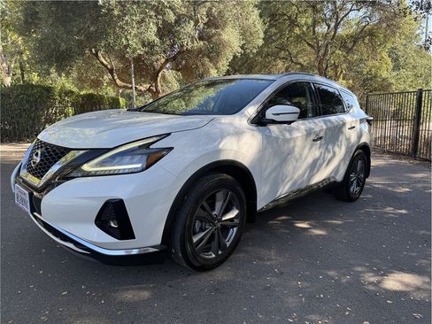 Used 2019 Nissan Murano Platinum w/ Cargo Package AWD/4WD image 3