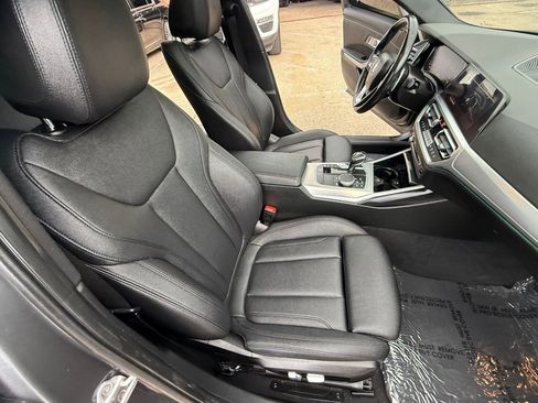 Used 2021 BMW 330i xDrive Sedan AWD/4WD image 19