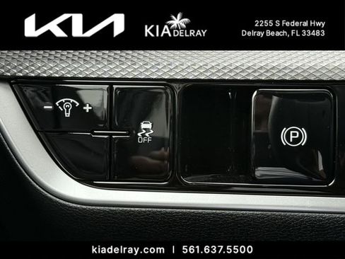 Used 2023 Kia Sportage LX FWD image 25