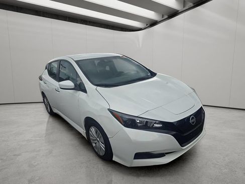 Used 2023 Nissan Leaf S FWD image 14