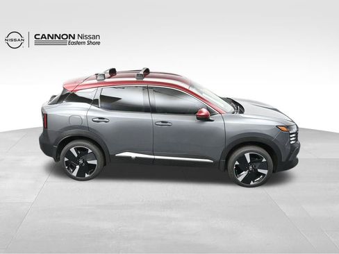 New 2026 Nissan Kicks SR w/ Cold Weather Package FWD image 36
