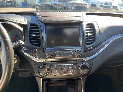 Used 2014 Chevrolet Impala LT w/ Premium Seating Package image 9