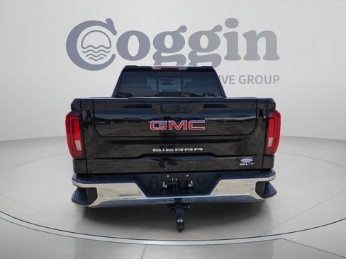 Used 2022 GMC Sierra 1500 SLT w/ SLT Premium Plus Package RWD image 4