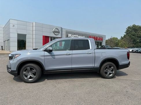 Used 2023 Honda Ridgeline RTL-E image 2