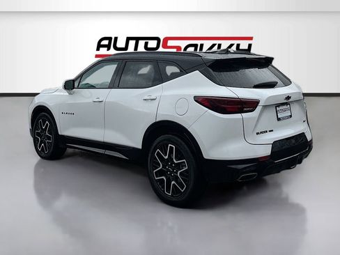 Used 2023 Chevrolet Blazer RS w/ Driver Confidence II Package AWD/4WD image 5