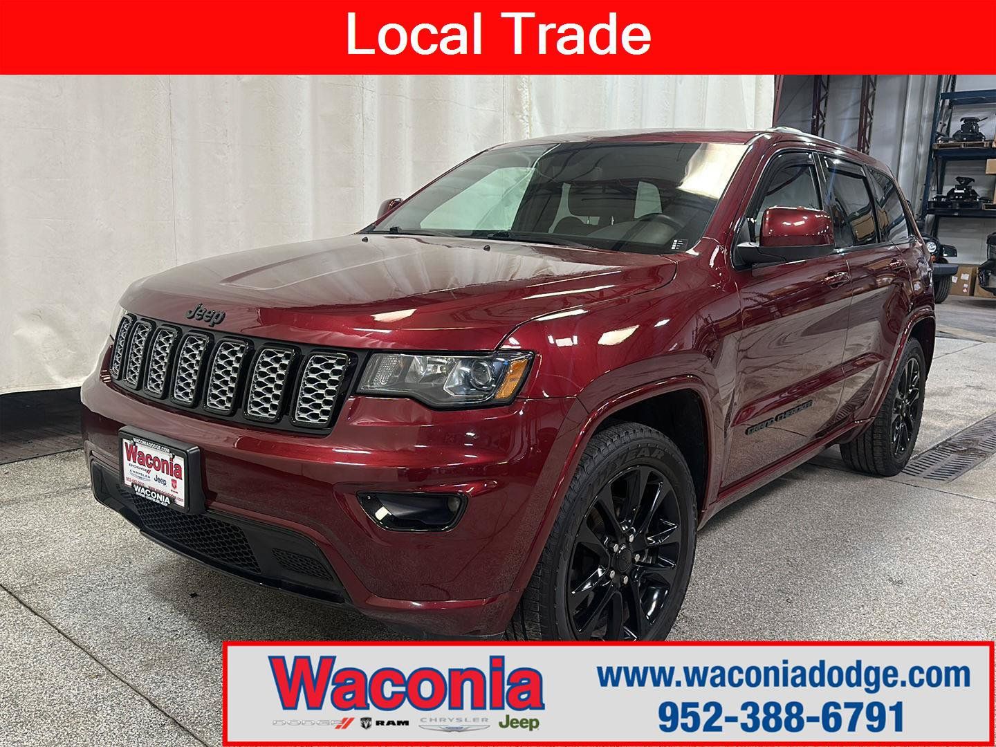 Used 2020 Jeep Grand Cherokee Altitude AWD/4WD image 1
