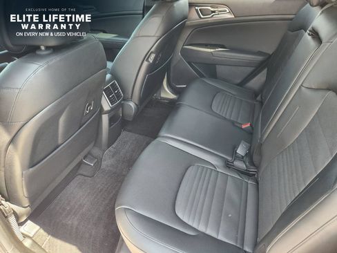 Used 2025 Kia Sportage SX FWD image 30