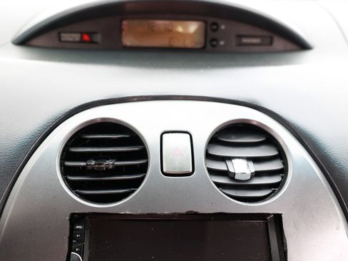 Used 2009 Mitsubishi Eclipse GS image 28