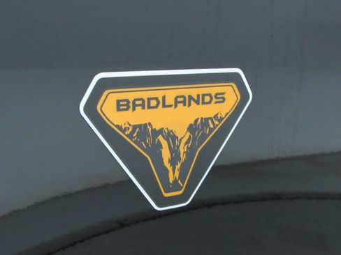 Certified 2025 Ford Bronco Sport Badlands AWD/4WD image 32