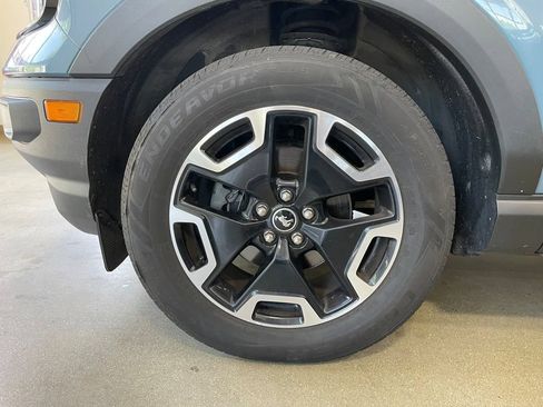 Used 2021 Ford Bronco Sport Outer Banks w/ Outer Banks Package AWD/4WD image 38