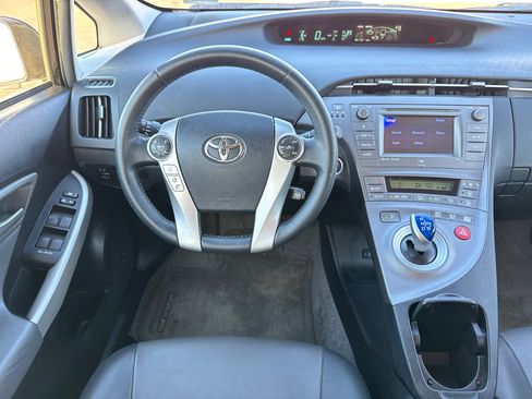 Used 2013 Toyota Prius Four image 22