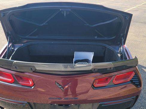 Used 2019 Chevrolet Corvette Stingray Convertible w/ 3LT Preferred Equipment Group RWD image 11