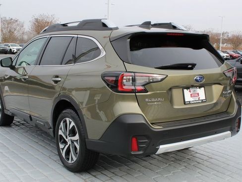 Certified 2022 Subaru Outback Touring XT image 3