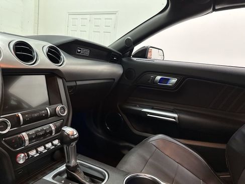 Used 2020 Ford Mustang GT Premium RWD image 26